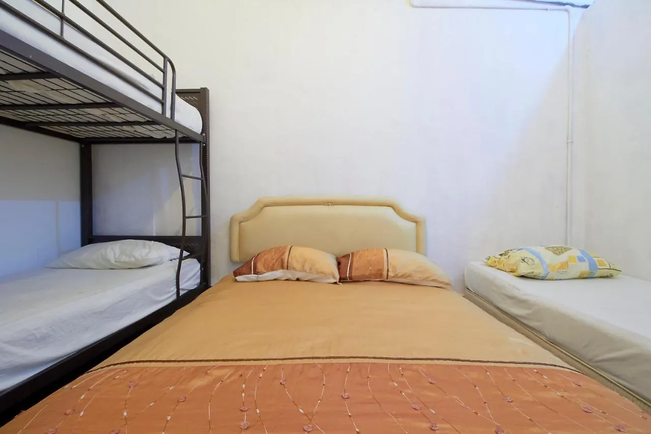 Tonight Hotel Hostel George Town